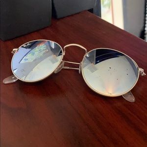 AUTHENTIC Ray Bans- Round lens